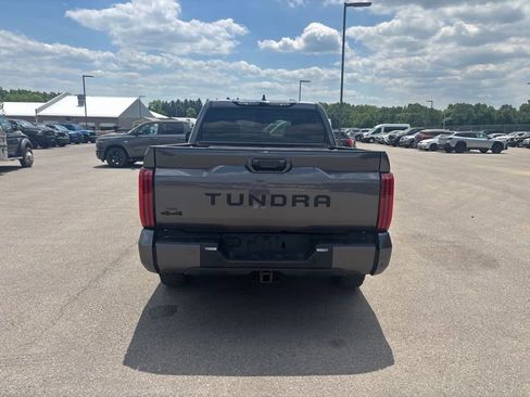 Used 2024 Toyota Tundra SR5 w/ SR5 Convenience Package AWD/4WD image 4