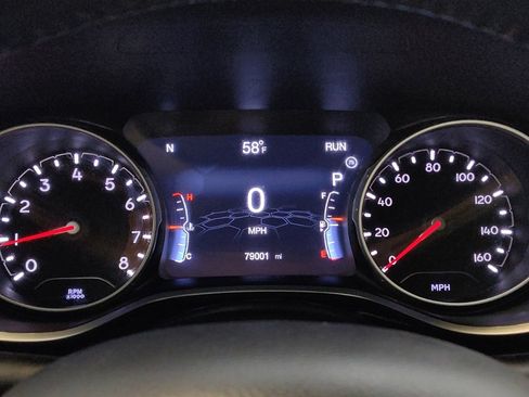 Used 2019 Jeep Compass Limited image 23