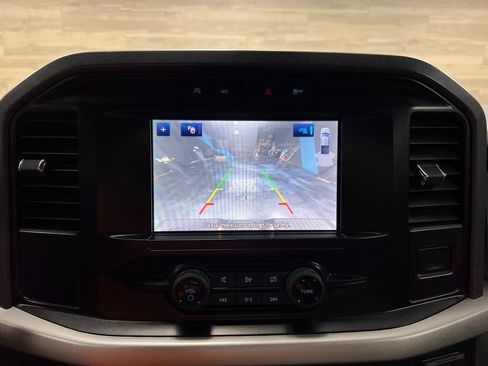 Used 2023 Ford F150 XLT image 6