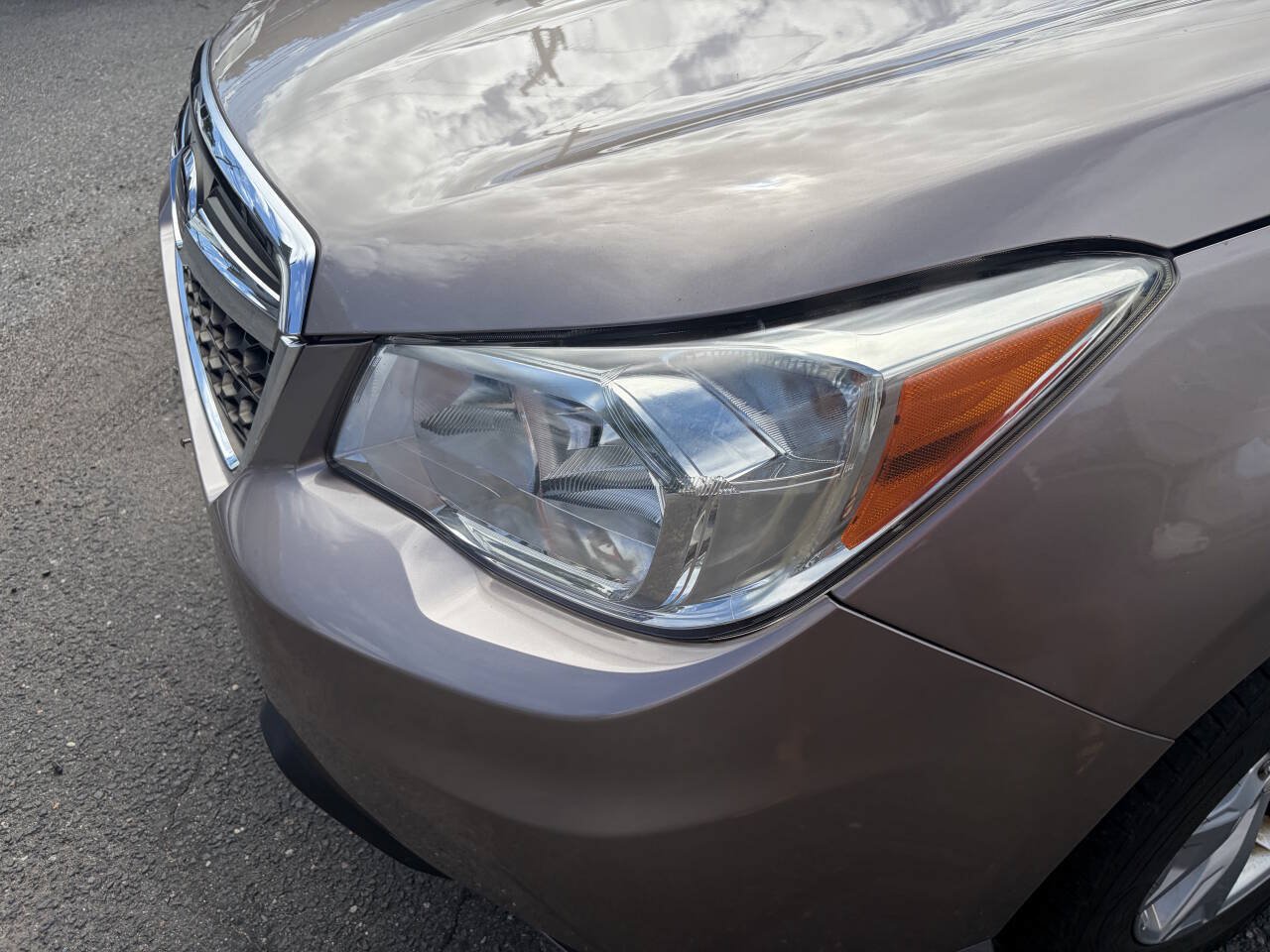 Used 2014 Subaru Forester 2.5i Premium w/ All-Weather Package AWD/4WD image 6