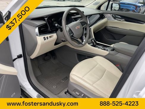 Used 2024 Cadillac XT6 Premium Luxury FWD image 17