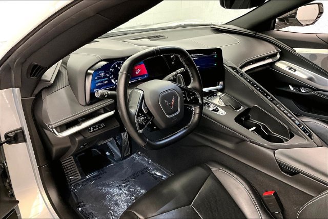 Used 2021 Chevrolet Corvette Stingray Preferred Cpe w/ Battery Protection Package RWD image 16