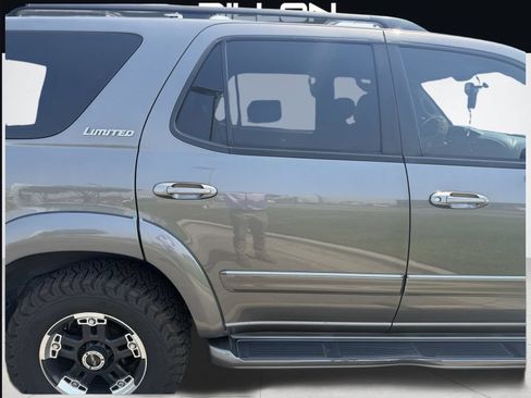 Used 2003 Toyota Sequoia Limited AWD/4WD image 9