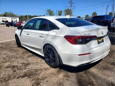 Used 2023 Honda Civic Sport image 14