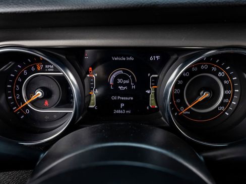 Used 2021 Jeep Gladiator Sport image 19