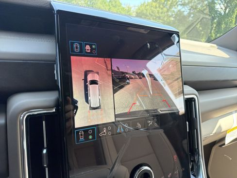 New 2026 GMC Yukon XL Denali w/ Advanced Technology Package AWD/4WD image 26