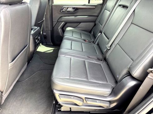 Used 2025 Chevrolet Tahoe Z71 image 19