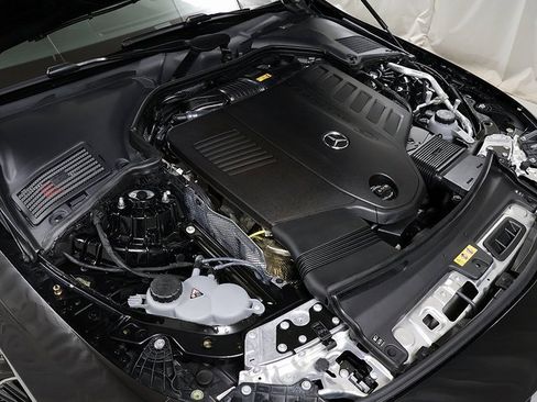 Certified 2024 Mercedes-Benz CLE 450 4MATIC Cabriolet image 34