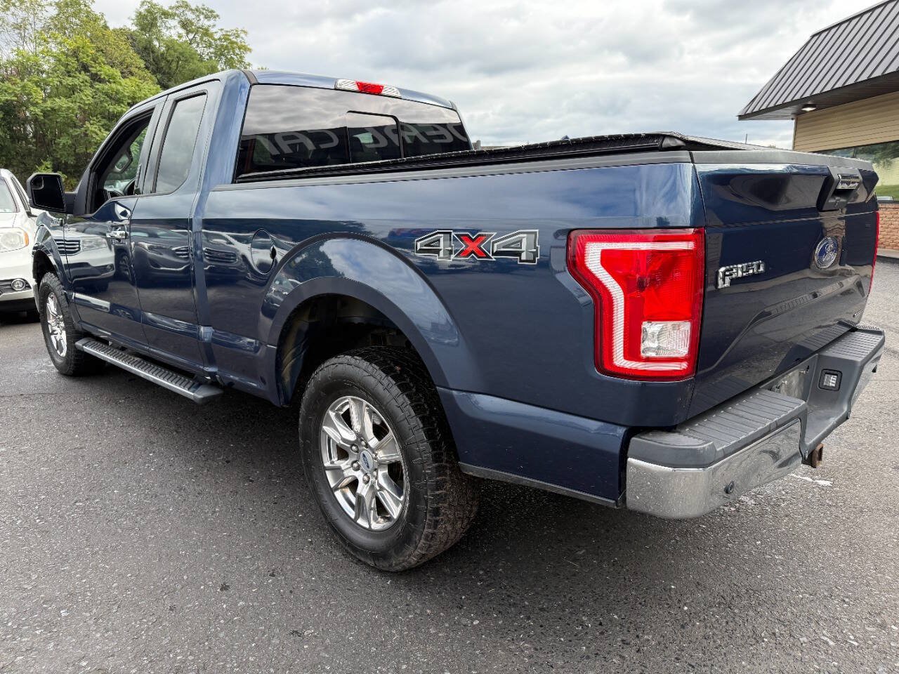 Used 2015 Ford F150 XLT w/ Equipment Group 302A Luxury AWD/4WD image 7
