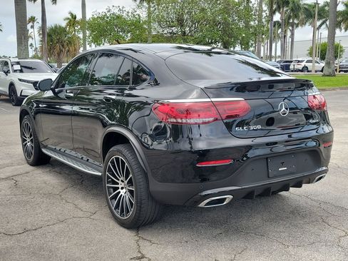 Used 2023 Mercedes-Benz GLC 300 4MATIC Coupe image 4