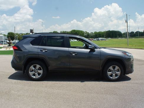 Used 2024 Toyota RAV4 XLE w/ Convenience Package AWD/4WD image 21