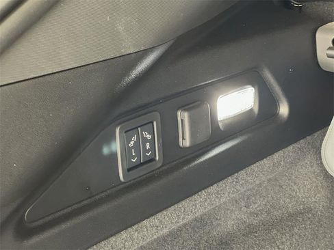 New 2026 Cadillac Lyriq V image 32