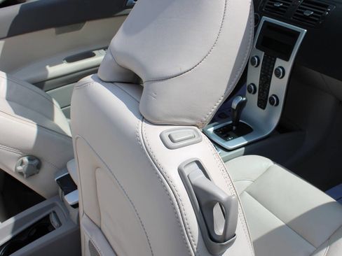 Used 2012 Volvo C70 T5 FWD image 34