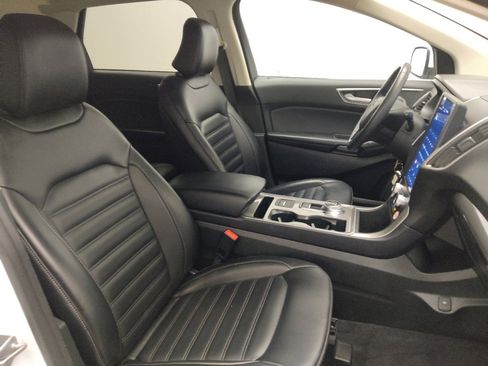 Used 2023 Ford Edge SEL image 21