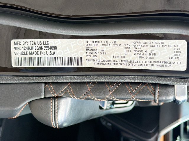 Used 2022 Jeep Grand Cherokee Summit AWD/4WD image 44
