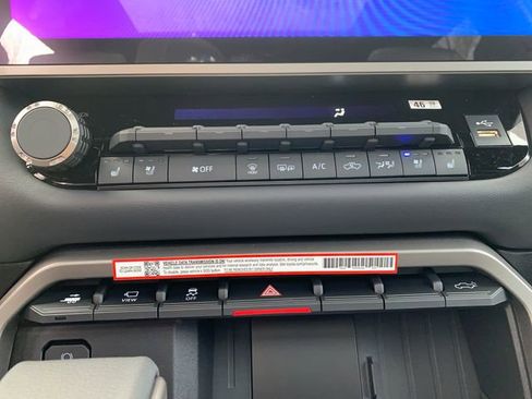New 2026 Toyota Tundra Platinum AWD/4WD image 24