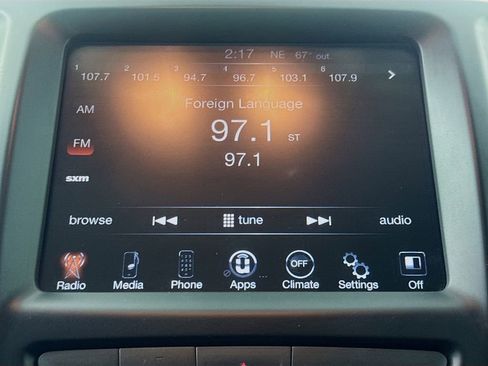 Used 2016 Jeep Cherokee Latitude w/ Safety/Convenience Group image 18