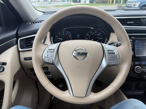 Used 2014 Nissan Rogue SL image 12