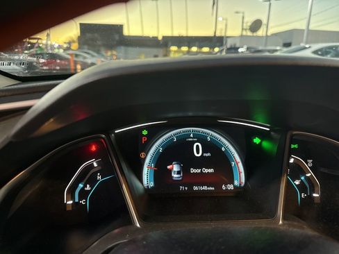 Used 2018 Honda Civic EX image 13