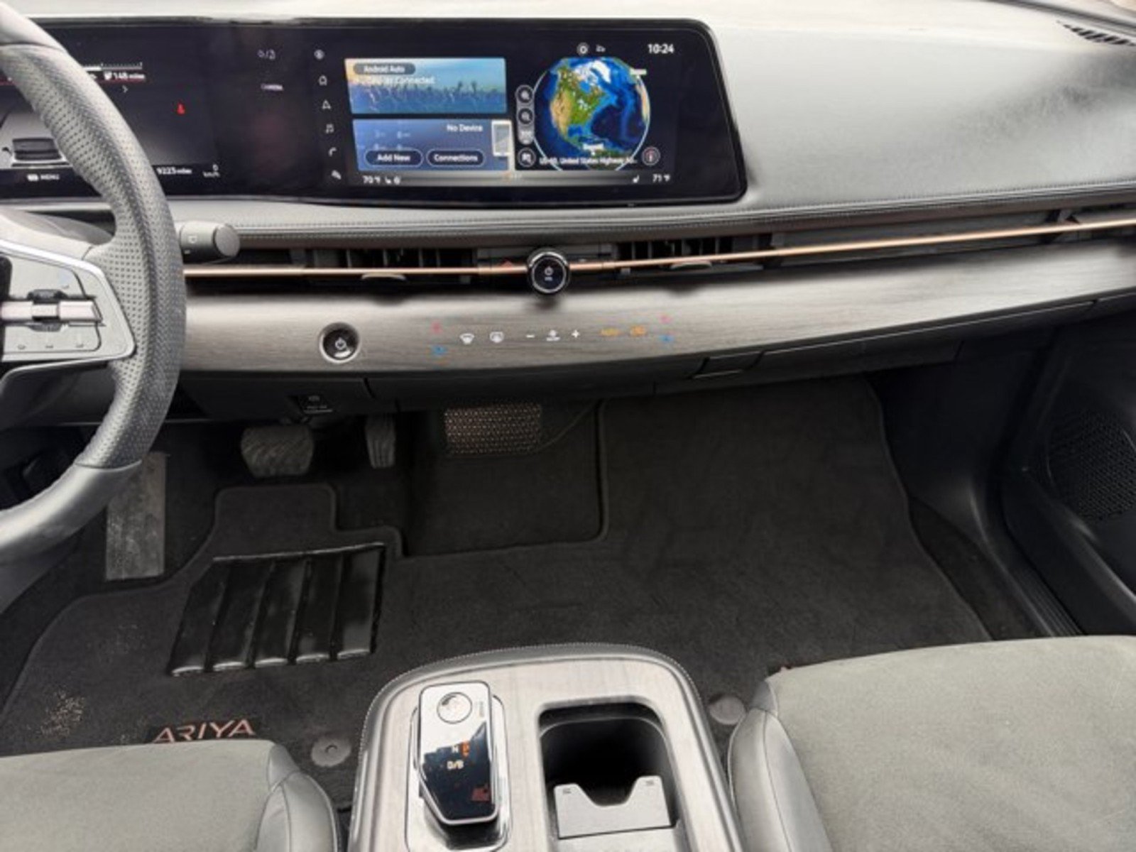 Used 2024 Nissan Ariya FWD image 14