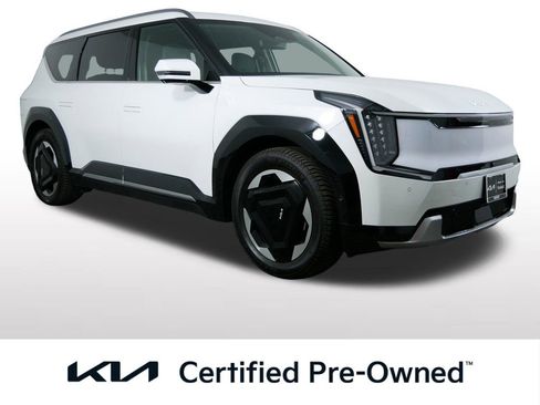 Certified 2024 Kia EV9 Land image 1