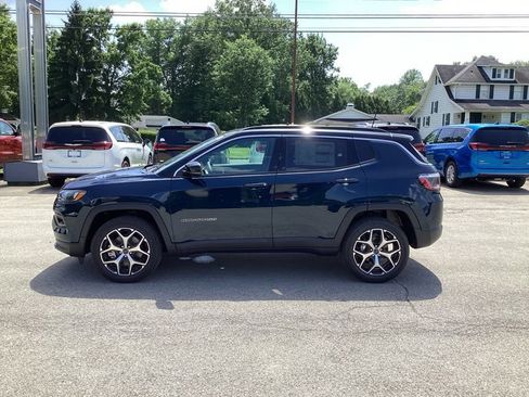 New 2026 Jeep Compass Limited AWD/4WD image 4