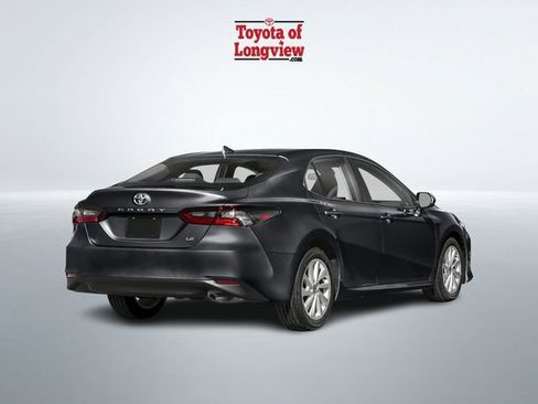 Used 2024 Toyota Camry LE image 3