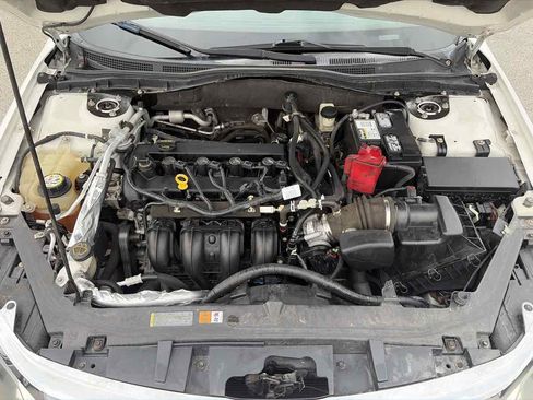 Used 2010 Ford Fusion SE FWD image 33