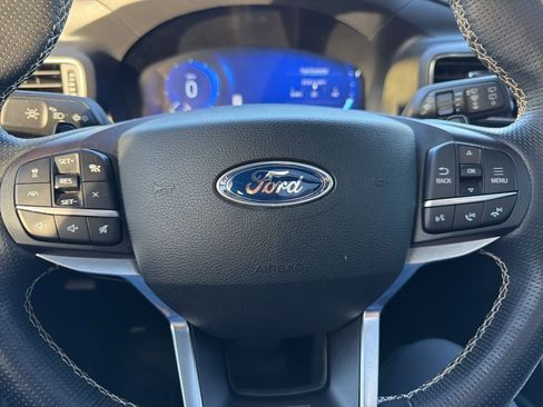 Used 2020 Ford Explorer ST w/ ST Street Pack image 10