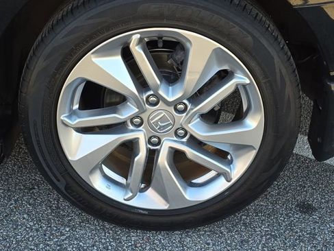 Used 2019 Honda Accord LX image 9