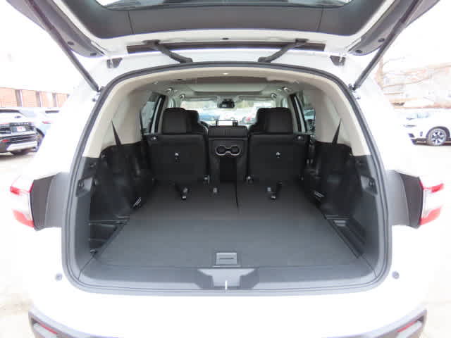 New 2026 Honda Pilot Touring image 12