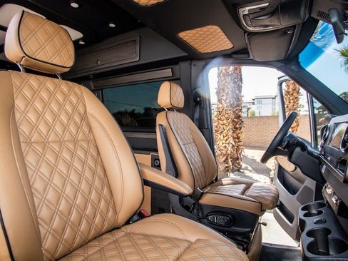 Used 2022 Mercedes-Benz Sprinter 3500 image 19