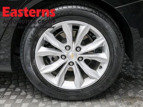 Used 2023 Chevrolet Malibu LT image 8