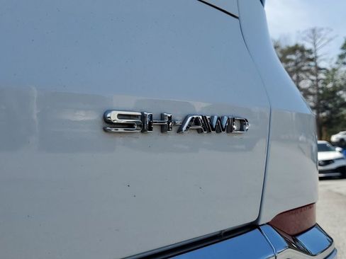 Certified 2024 Acura MDX SH-AWD w/ Advance Package image 9