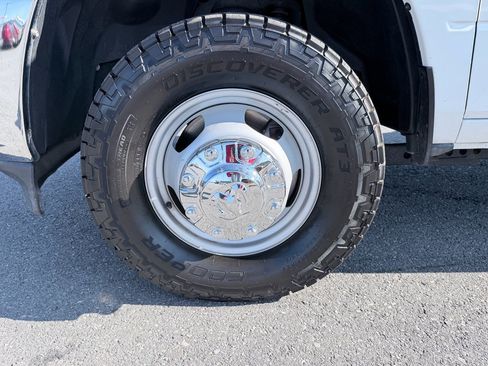 Used 2024 RAM 3500 SLT w/ Quick Order Package 2YG SLT image 30