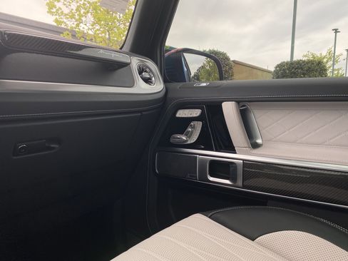 Used 2025 Mercedes-Benz G 63 AMG 4MATIC image 17