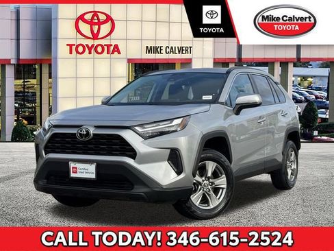 Used 2024 Toyota RAV4 XLE image 1