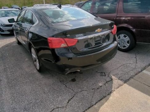 Used 2018 Chevrolet Impala Premier w/ Premier Confidence Package image 2