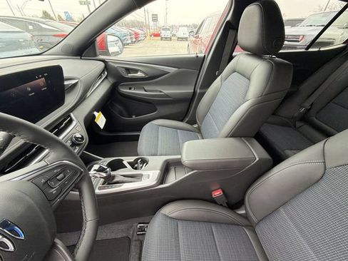 New 2026 Buick Envista Sport Touring w/ Convenience I Package FWD image 17