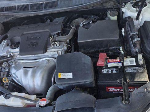 Used 2016 Toyota Camry LE FWD image 20
