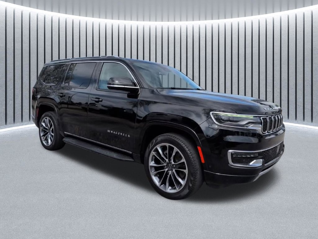Used 2024 Jeep Wagoneer Series II w/ Premium Group I AWD/4WD image 2