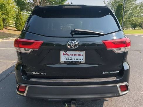 Used 2018 Toyota Highlander Limited Platinum AWD/4WD image 5