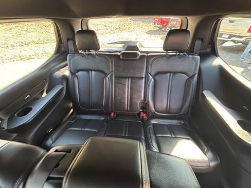 Used 2023 Jeep Wagoneer Series II AWD/4WD image 29
