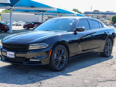 Used 2023 Dodge Charger SXT w/ Blacktop Package AWD/4WD image 27