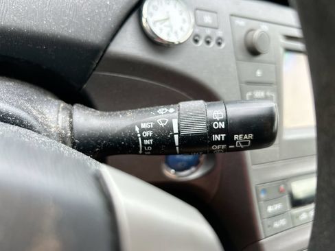 Used 2014 Toyota Prius Two FWD image 19
