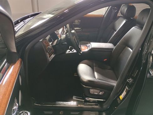 Used 2010 Rolls-Royce Ghost RWD image 14
