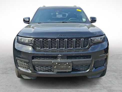 Used 2023 Jeep Grand Cherokee L Laredo image 2