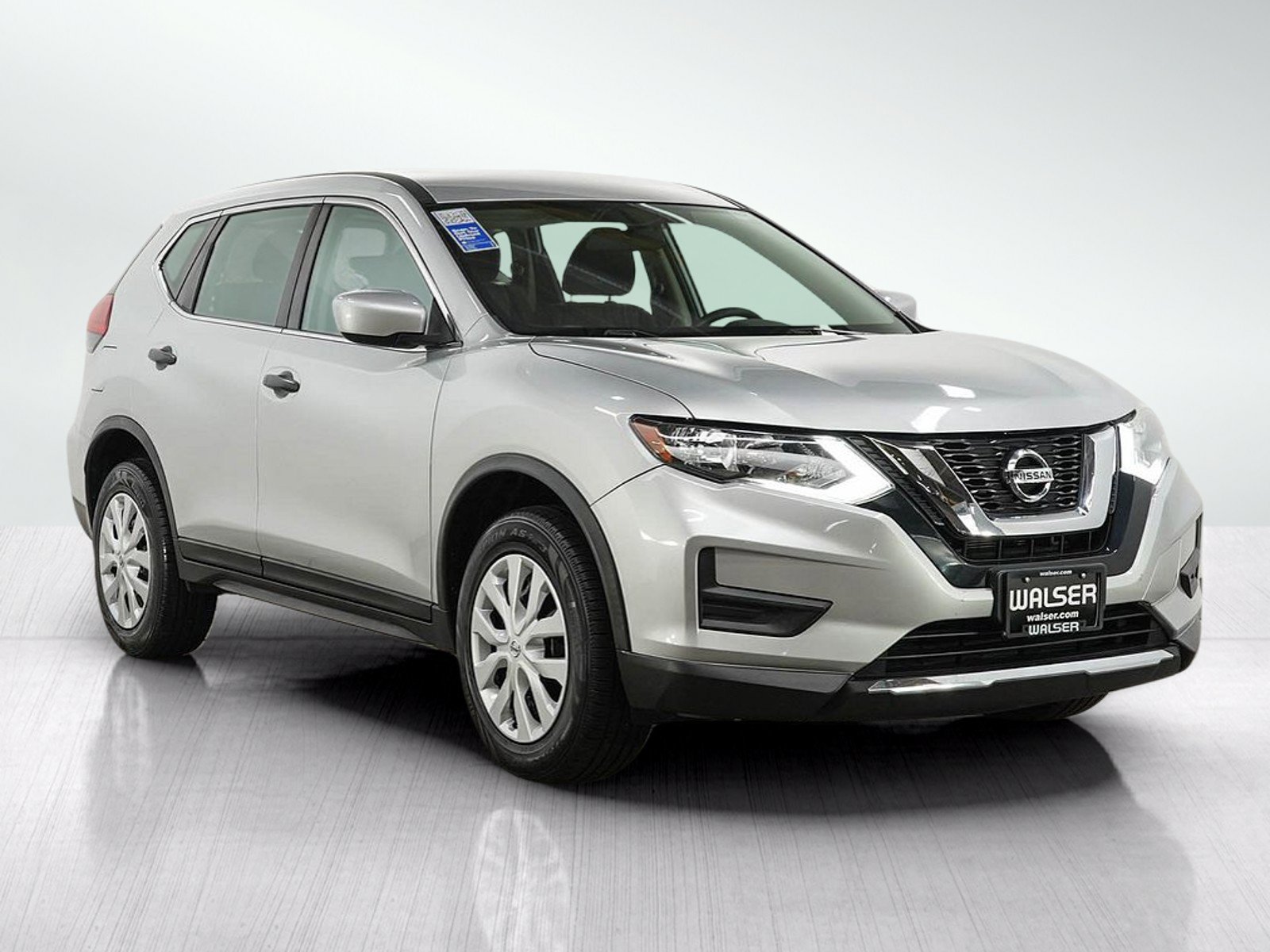 Used 2017 Nissan Rogue S AWD/4WD image 7
