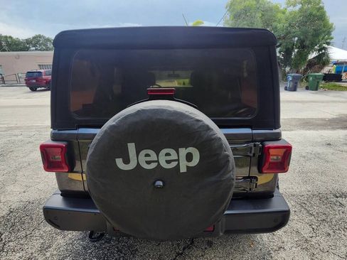 Used 2020 Jeep Wrangler Unlimited Sport S AWD/4WD image 9