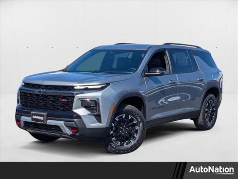 New 2026 Chevrolet Traverse Z71 w/ Enhanced Driving Package image 1